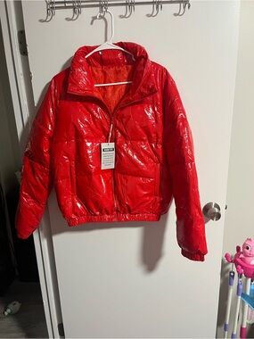 Amazon Shiny Red Women's Puffer Jacket with Pockets Size L